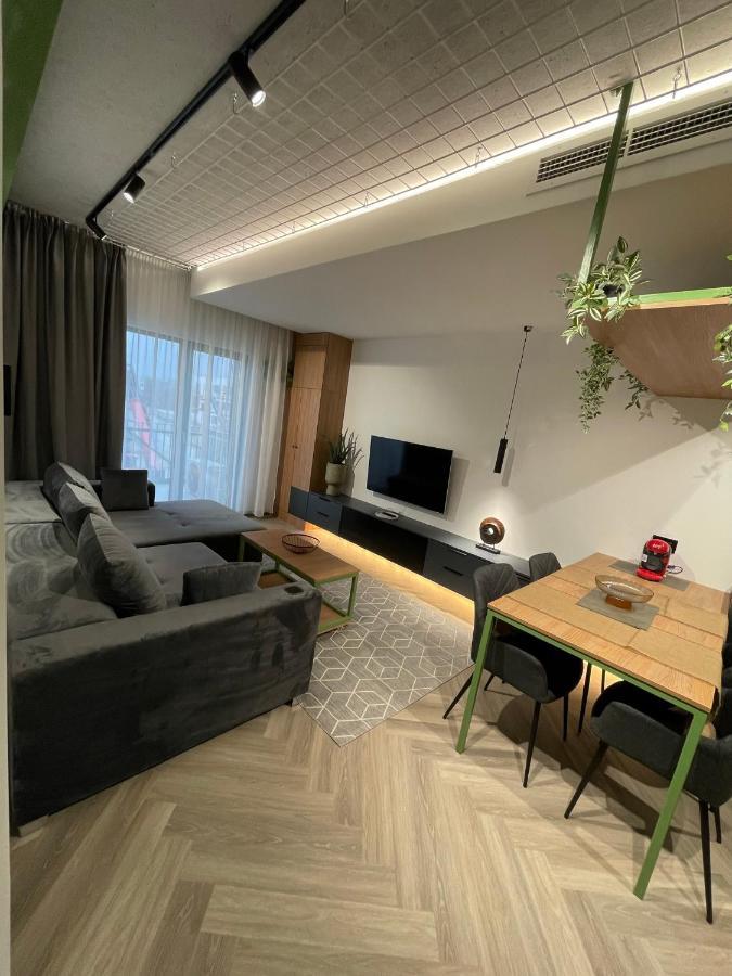 Luxury By The Lake Ap 25 Sibiu Esterno foto